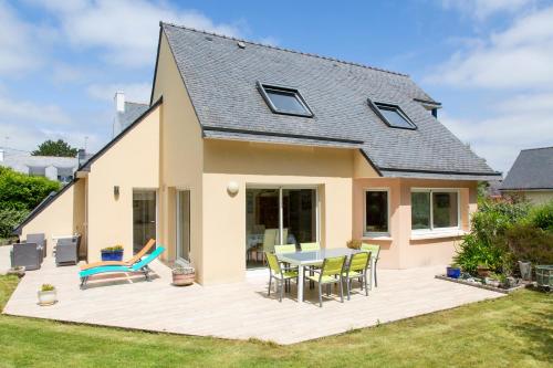 Spacieuse maison à 200m de la plage