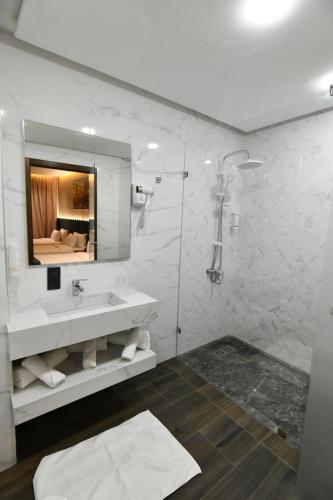 Koupelna v ubytování Luxury hotel