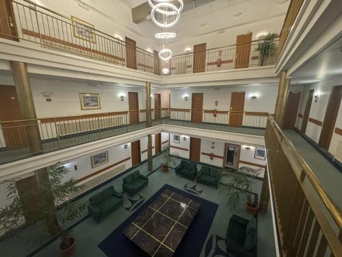 Ein Sitzbereich in der Unterkunft Hotel Kaiserhof