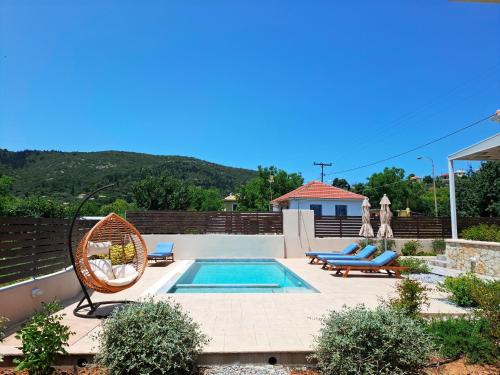 Gallery image of Traditional Lazarata House in Lazaráta