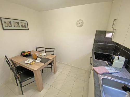 Casa Cincillà, 2 Stock by HolAp SA