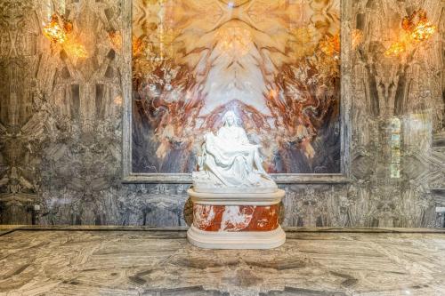 Φωτογραφία από το άλμπουμ του Beijing AC Art Museum Hotel--Breakfast Buffet, Bar&coffee, Gym, City Center, close to Australia Embassy, Canada Embassy,Lama Temple, Forbidden City, Tikoo Li Sanlitun, Tian'anmen Square, Beijing International Airport&Subway Nearby&EngNearby&Private Museum στο Πεκίνο