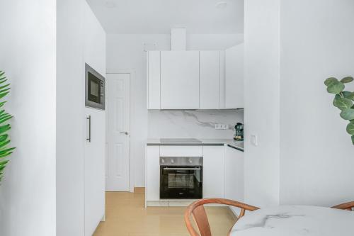 Mariblanca & Old Town by ELE Apartments