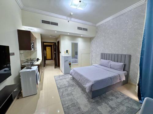 Studio Apartment Near Deira City Centre Mall and Metro with Gym and Pool