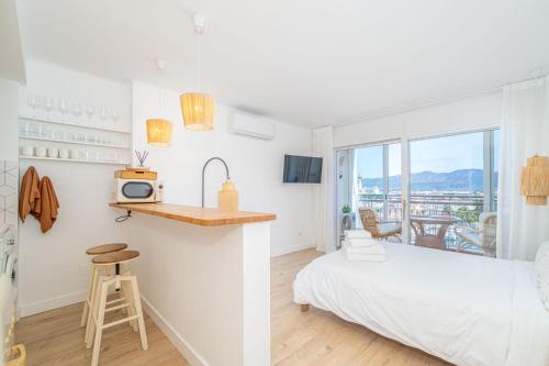 Milenial Immo - Estudio Empuriabrava con vistas al canal cerca de la playa