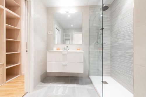 Bright and elegant 3Dorm 2Bath - La Latina
