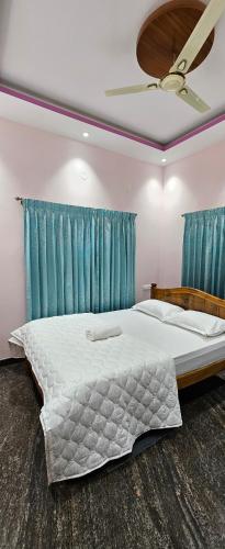 Ένα ή περισσότερα κρεβάτια σε δωμάτιο στο Premium Service apartment