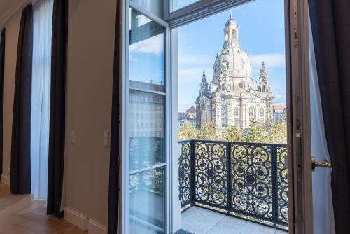 Gallery image of Luxury Home / 3-Raum-Suite an der Frauenkirche / 4 in Dresden