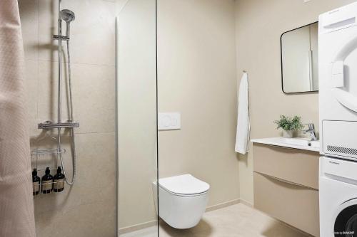 Foto 4-Person Midtown Apartment w Easy Access 2