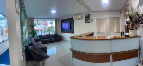 Et tv og/eller underholdning på Hotel Yoguedes