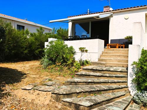 Tanchet Beach House