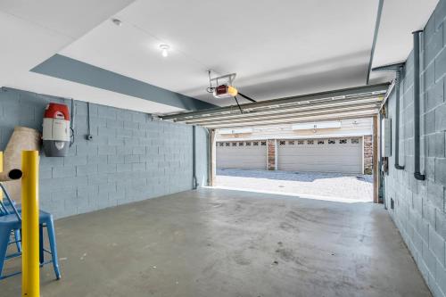 Φωτογραφία από το άλμπουμ του Poolside Getaway on Beach Block! σε Seaside Heights