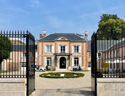 Les Suites BB, Champagne Besserat de Bellefon