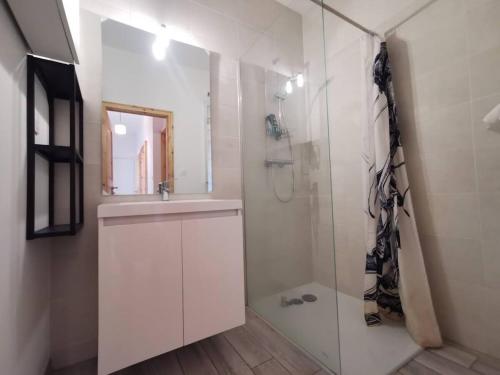 Bilik mandi di M Maison Frescaty cosy calme avec parking privé