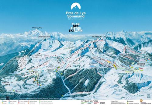 - une carte d'une station de ski au sommet d'une montagne dans l'établissement Studio cosy au pied des pistes -centre Praz de Lys, à Taninges