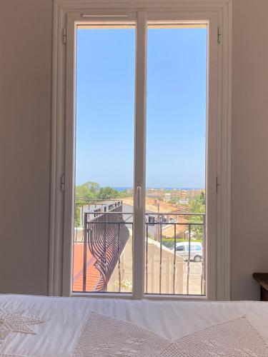 Appartement dans Villa à Antibes avec Vue Mer