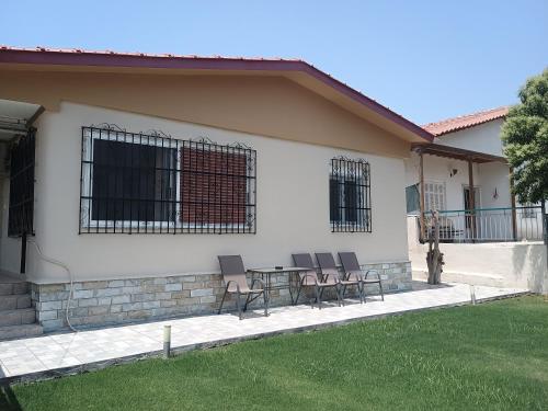 Kallikrateia's villa next to the sea