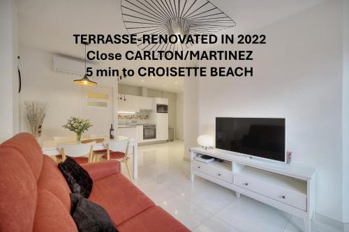 2 PIECES MODERNE 8 mn du Palais A1B238