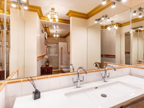 Villa Toscana Indoor Heated Pool, Sea view