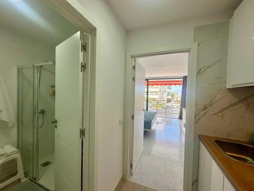 Stylish studio Olympia with ocean view photo 3