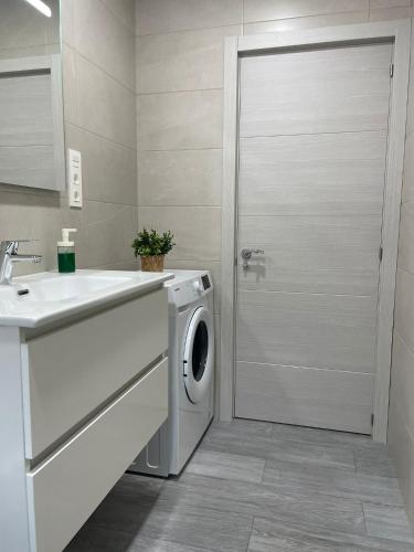 Gambar di galeri bagi Adoracte 4 Mieres Apartamentos di Mieres