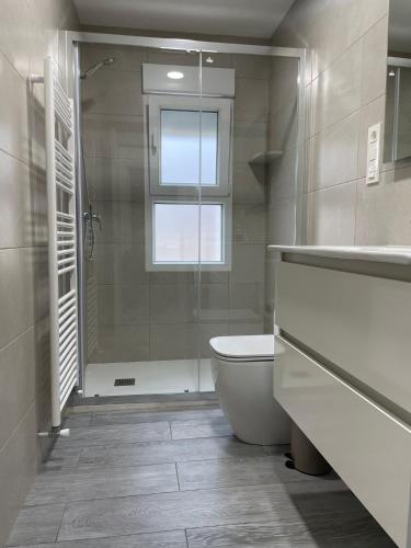 Bilik mandi di Adoracte 4 Mieres Apartamentos