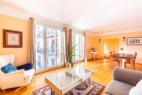 Perfect Apartment to visit Paris