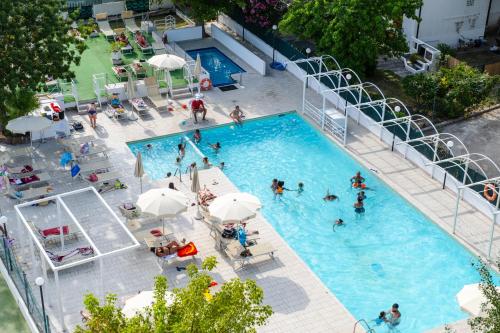 The swimming pool at or close to Hotel Marina Beach - Azzurro Club