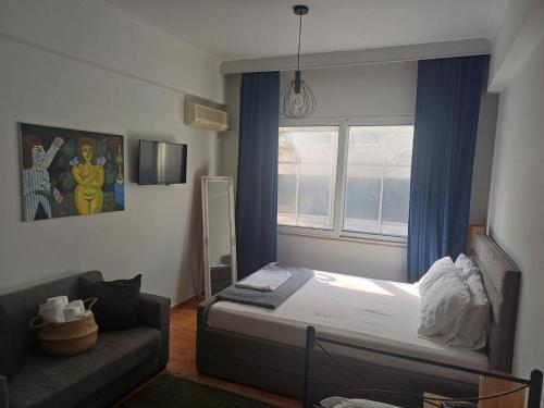 Argy's cozy apartment in Pireaus Port