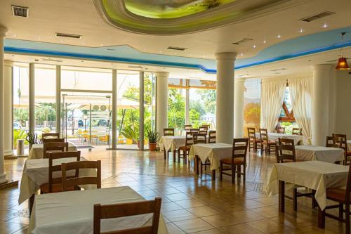 Εστιατόριο ή άλλο μέρος για φαγητό στο Hotel Krela