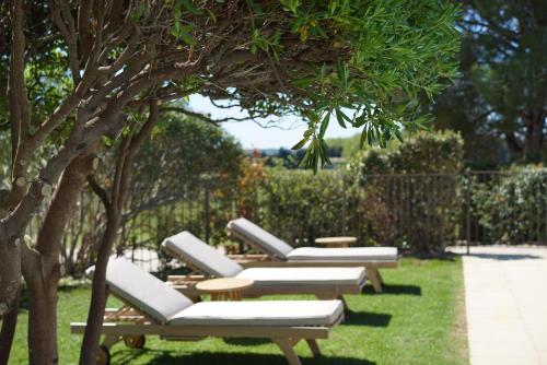 Taman di luar Val Baussenc, The Originals Relais