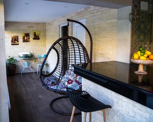 Un lugar para sentarse en Villa Lapis