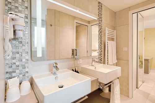 Koupelna v ubytování Hôtel de la Plage - HDLP