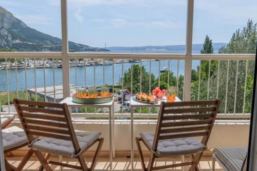Apartment sea view Mouth Cetina
