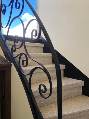 Afbeelding uit fotogalerij van Studio avec terrasse vue Larzac in Saint-Jean-de-la-Blaquière