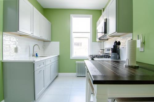 Gallery image of A Taste of Honey -Attn Professionals - 2 Bdrms in Union City