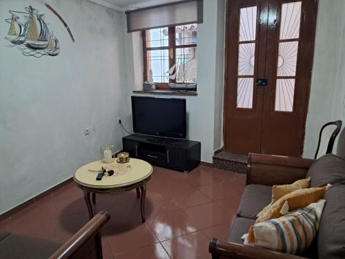 Lili House