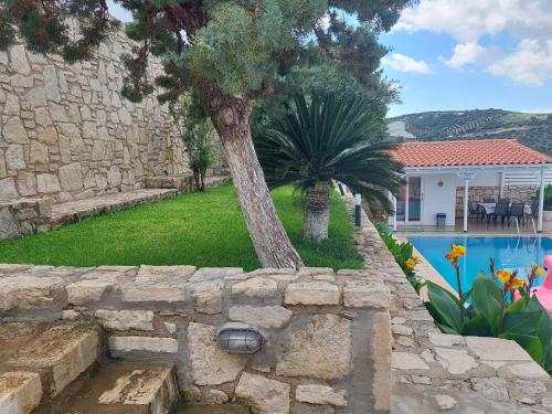 Gallery image of Marakis Villas in Kavrokhórion