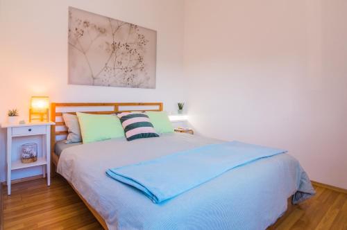 Apartment for Two 200m from the Beach