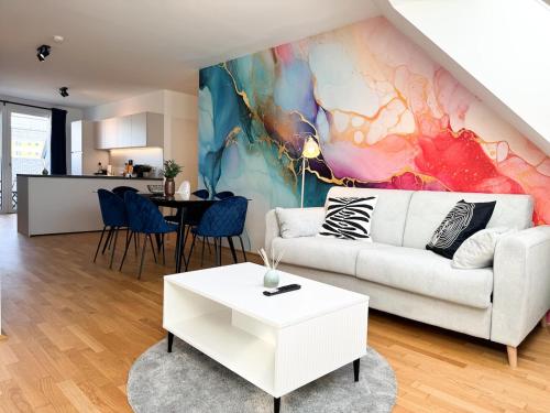 Modern & Spacious 2BR Apartment with Balcony