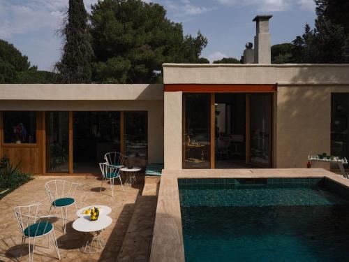 Maison Californienne avec piscine proche de la mer