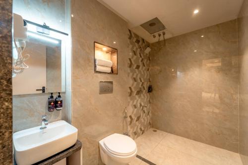 Koupelna v ubytování Aceotel Select Sarvagya, Vijay Nagar- A Luxury Boutique Hotel -Nipania