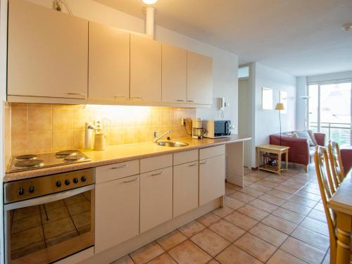 Η κουζίνα ή μικρή κουζίνα στο Apartment in Bergen near Sandy Beach