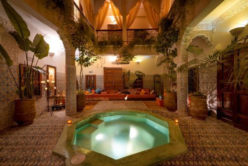 Bazén v ubytování Abelia Riad - 2024 traveler's Choice Award nebo v jeho okolí