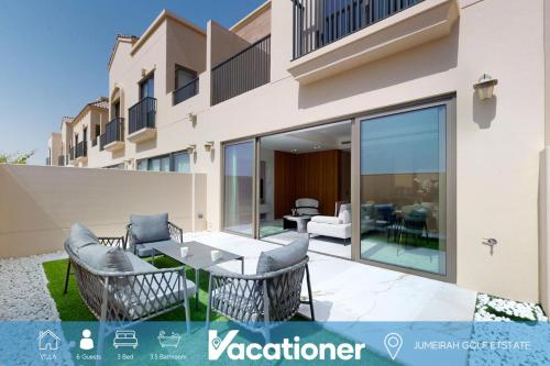 Vacationer Holiday Homes I Jumeirah Golf Estate l Elegant 3 Bed Villa l Perfect for Families