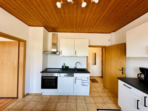 Η κουζίνα ή μικρή κουζίνα στο Ferienwohnung Boxberg