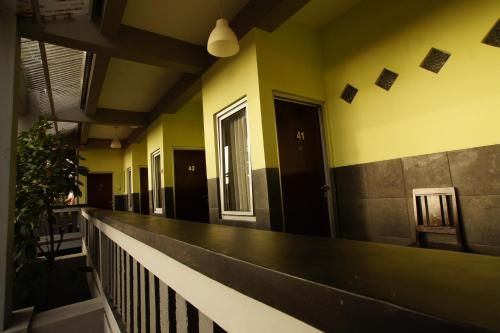 Фотография из галереи Oasis Studio Hotel Satu Yogyakarta в городе Kejayan