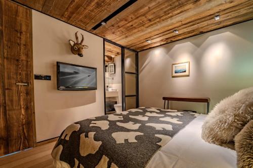 Stylish 3BR Apartment with Mountain View - 8 Guests, Rochebrune, Megève photo 2