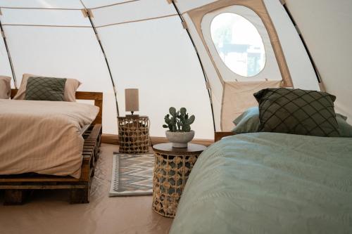 Letto o letti in una camera di Glamping Riverside Skadar lake