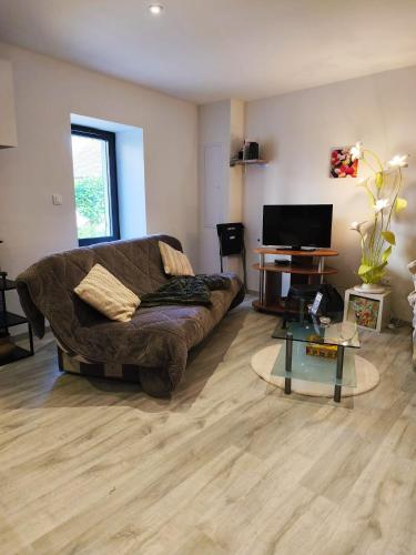 Nouveau Le Grand Champagne immeuble entier